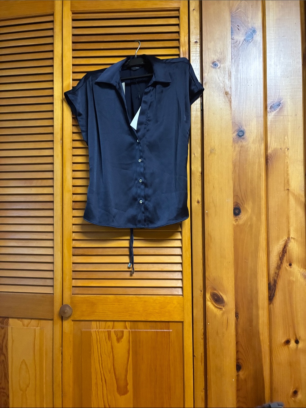 Zara Navy Short-Sleeve Satin Button-Down Top length 23”pit to pit 21”